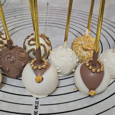 DZ Cake Pop