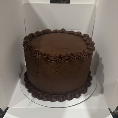 8in Chocolate Cake 