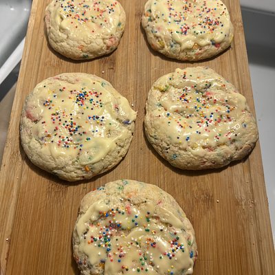 Confetti Cake Cookies