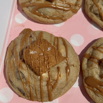 Biscoff Stuffed Chocolate Chip