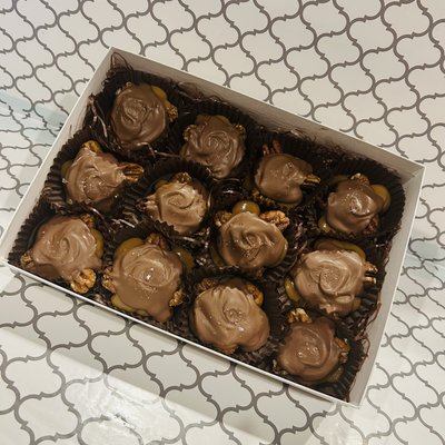 Chocolate Caramel Nut Clusters