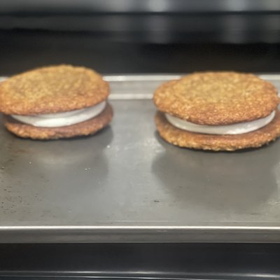 Sourdough Oatmeal Cream Pies 2 Pk
