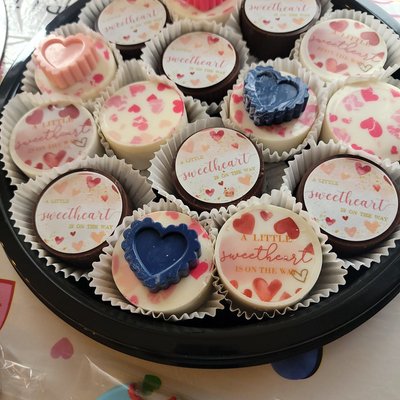 Vanilla Cake Pucks 