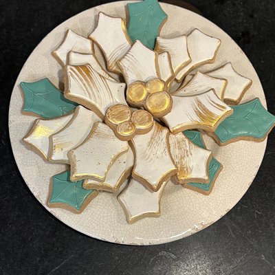 Wreath Platter - 24 Cookies