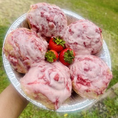 Strawberry Cinnamon Roll