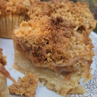 Mini Dutch Apple Pies (1 Pie)