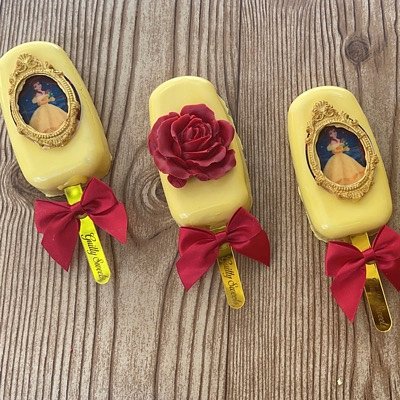 Cakesicles
