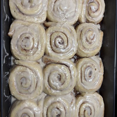 Single Cinnamon Roll