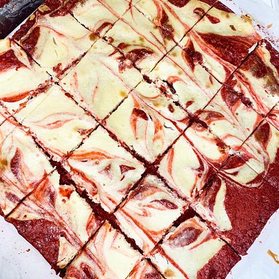 Red Velvet Cheesecake Brownie Pan