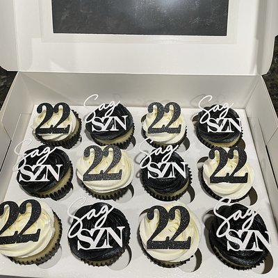Dozen Cupcakes