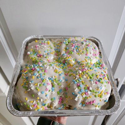 4 Pack Jumbo Cinnamon Rolls