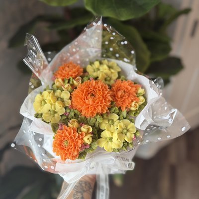 The WhipHouze Bloom Bouquet (7 Cupcakes)