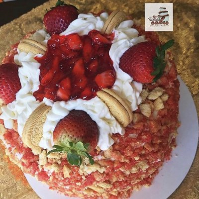 Small Verry Berry Crunch Cheesecake 