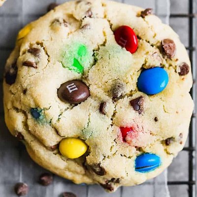 M&M Cookies 4.5 ozs