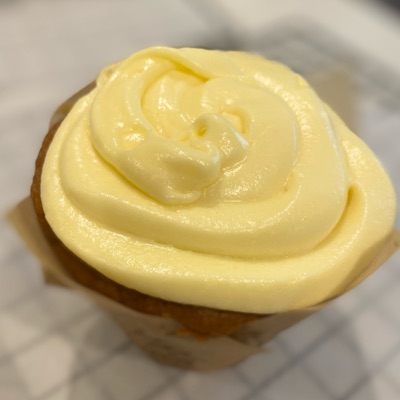 4 Jumbo Pumpkin Roll Cupcakes With Cream Cheese Filling