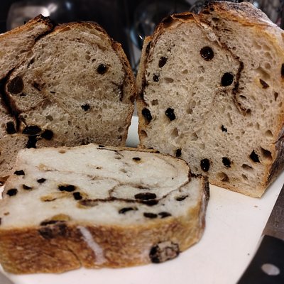 Cinnamon Raisin Sourdough Bread (Mini Loaf)