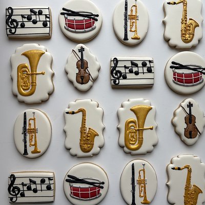 12 Deluxe Design Medium Custom Sugar Cookies