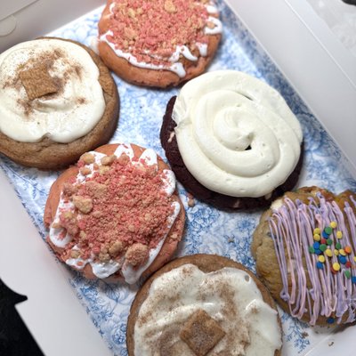 6 cookie packages 