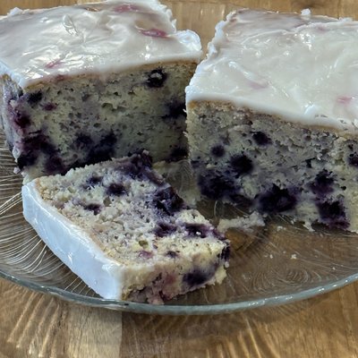 Lemon Blueberry Pound Cake With Lemon Glaze