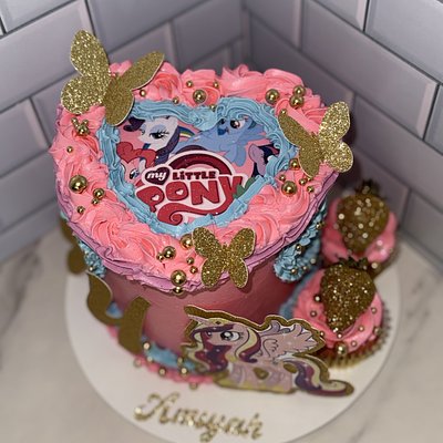 The Freestyle Luxury Cake (6in)