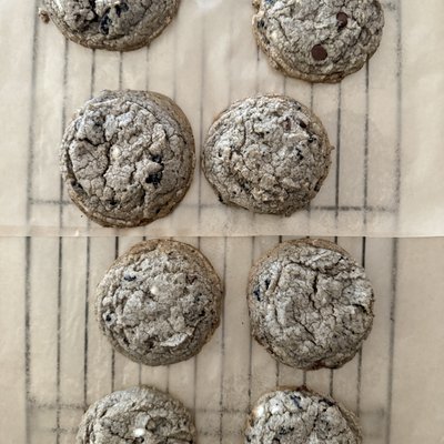Cookies & Cream Cookies