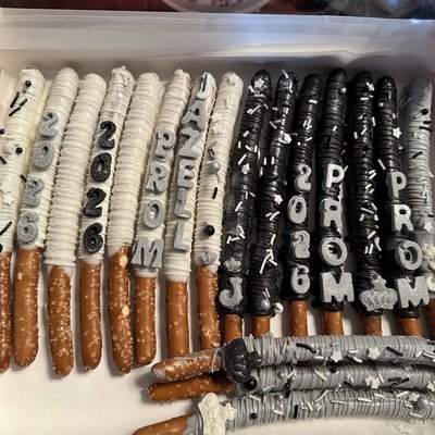 Pretzel Rods