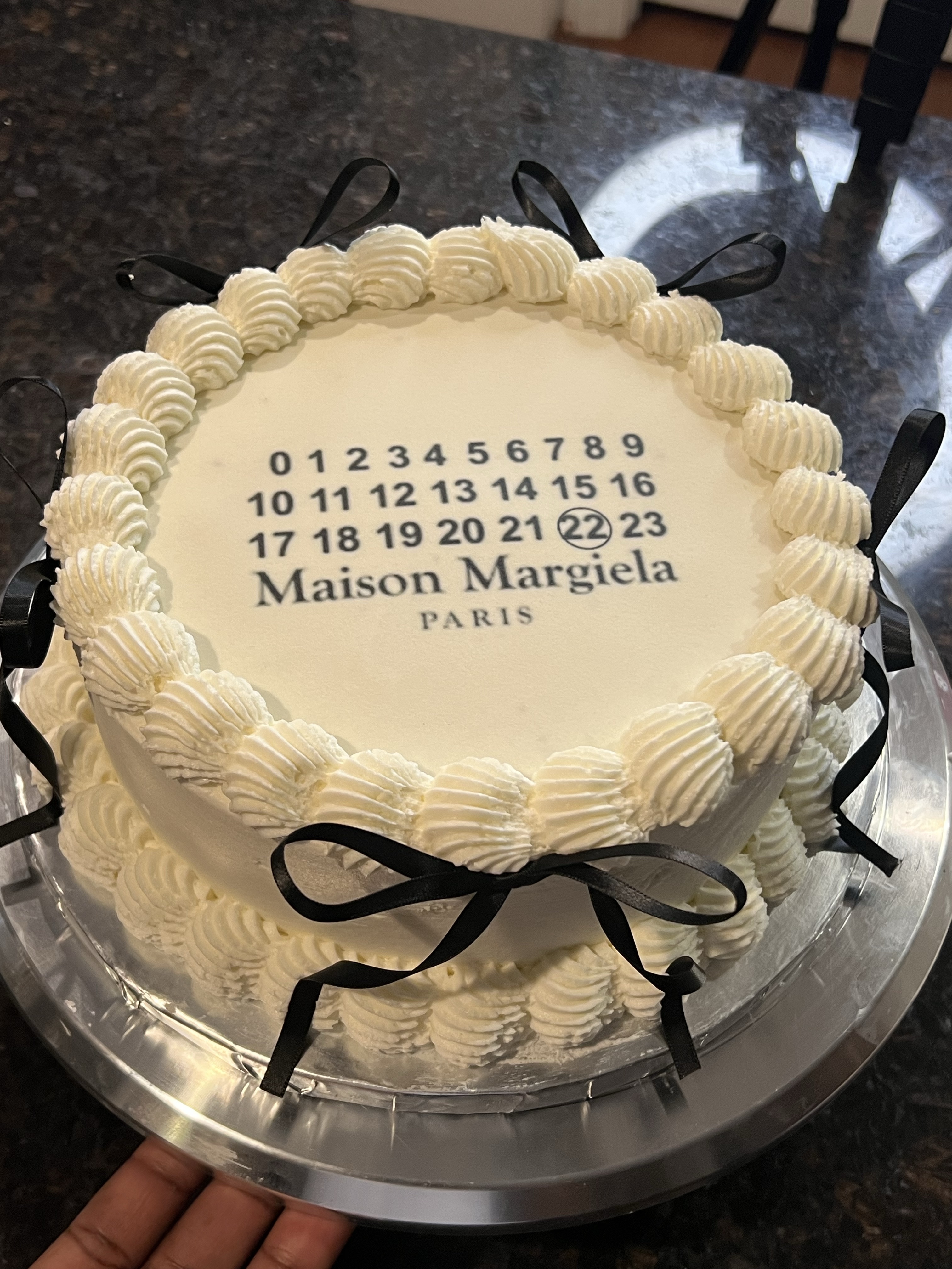8- Inch Round Cake 
