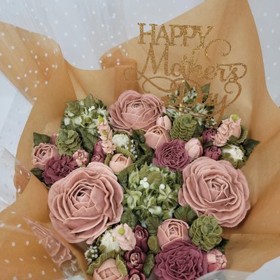 12 Cupcake Bouquet 