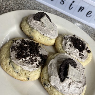Oreo Cheesecake Cookies