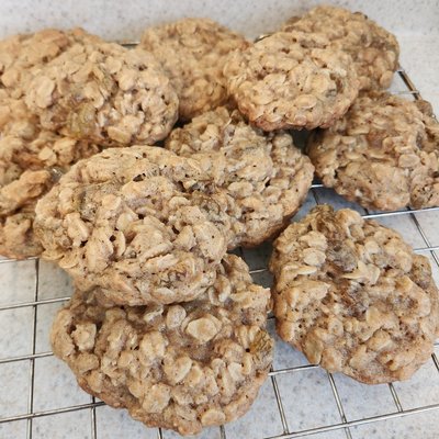 Oatmeal Raisin Cookies