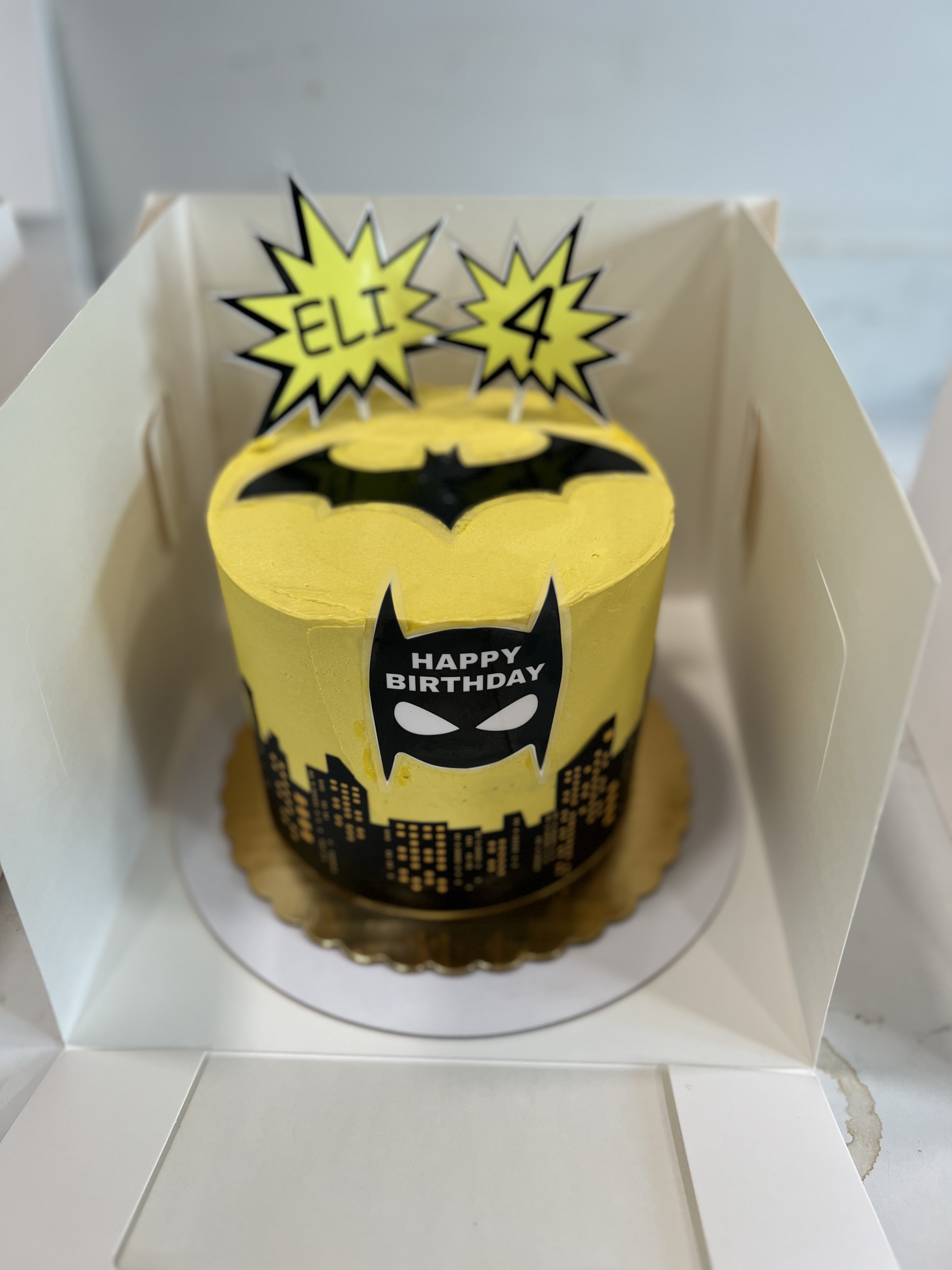 Custom Cakes 
