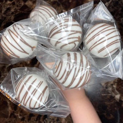 12 Cake Pops (Vanilla) 