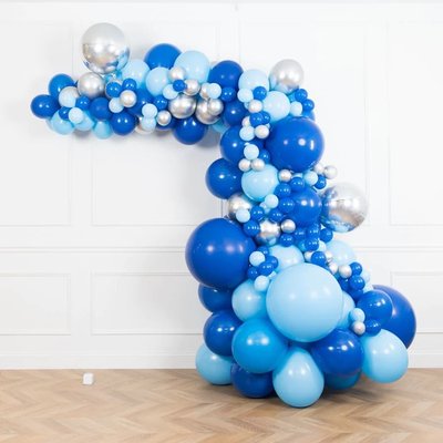Freestanding Balloon Garland