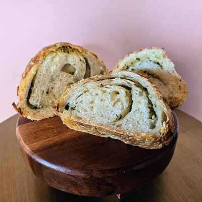 Pesto Mozzarella Sourdough Loaf (Nut-free)