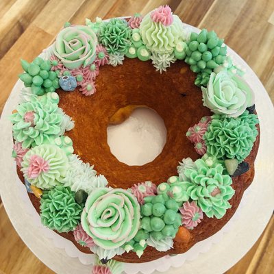 10” Succulent Plant Bundt Cake