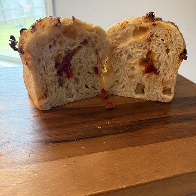 Sun-dried Tomato And Mozzarella Sourdough (9*5 Loaf Style) 