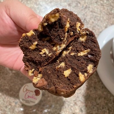 Peanut Butter Chocolate Chip Chunky Cookie