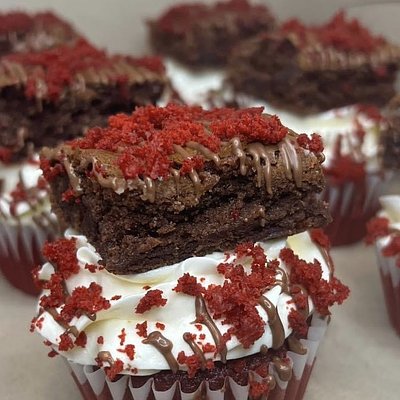 Red Velvet Surprise 