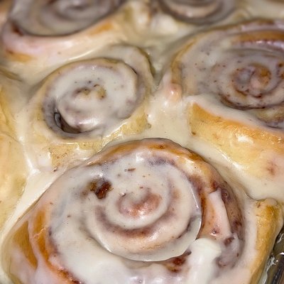 Jumbo Classic Cinnamon Rolls 8pack