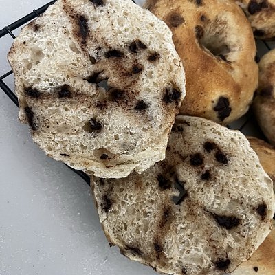 Chocolate Chip Bagels 