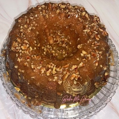 Caramel Pecan Pound Cake 