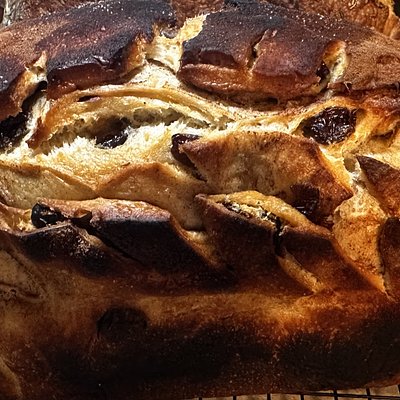 Cinnamon Raisin Sourdough Bread
