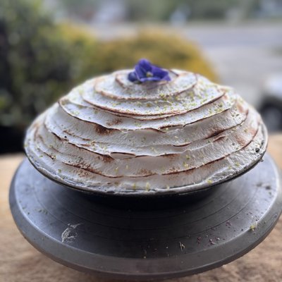 GF/DF KEY LIME PIE WITH MERINGUE