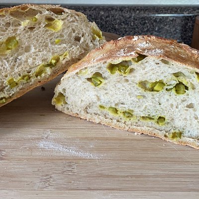 Dill Pickel Sourdough 