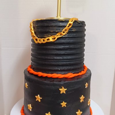 2 Tier Custom Cakes  6 And 8 Inch
