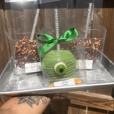 Caramel chocolate apple