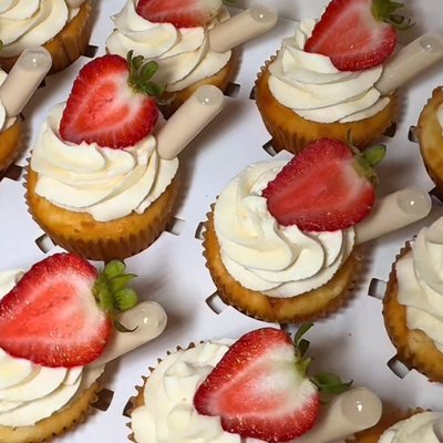 Tres Leches Cupcakes 