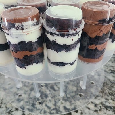 Cake Pushpops