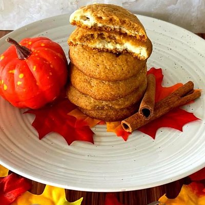 Pumpkin Cheesecake Cookies