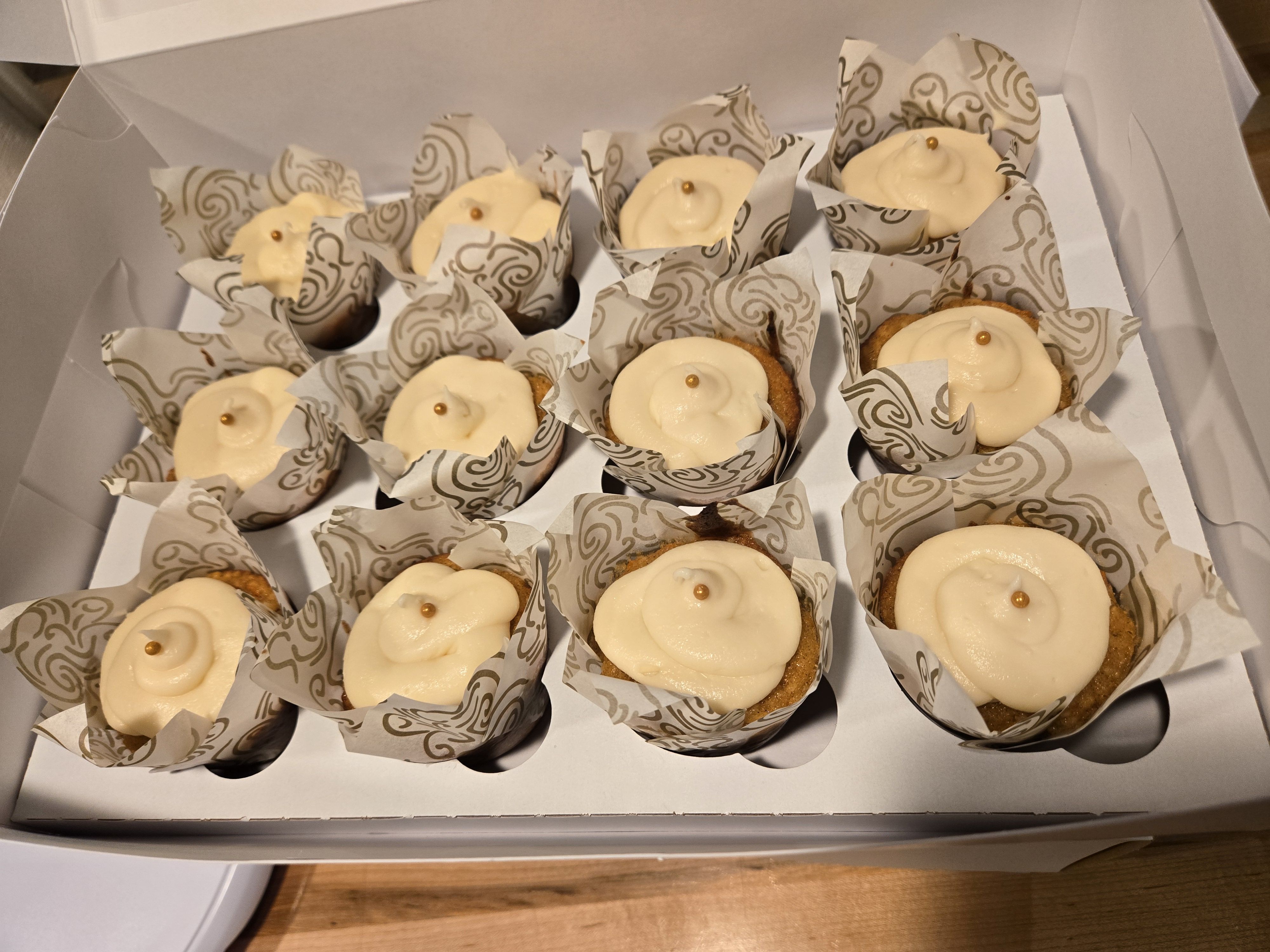 Carrot Cake Cupcakes, 24 Standard Cupcakes Or 84 - 88 Mini Cupcakes With Cream Cheese Frosting